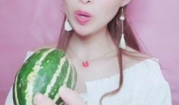 娱乐吃瓜酱大学生,揭秘大学生活中的趣味瞬间